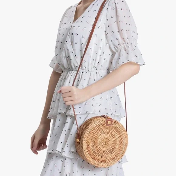 Brown Rattan Woven Round Crossbody Bag - Picture 4 of 4